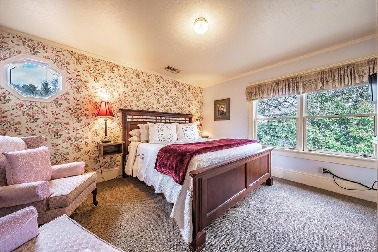 Abigail'S Bed And Breakfast Inn 阿什兰 外观 照片