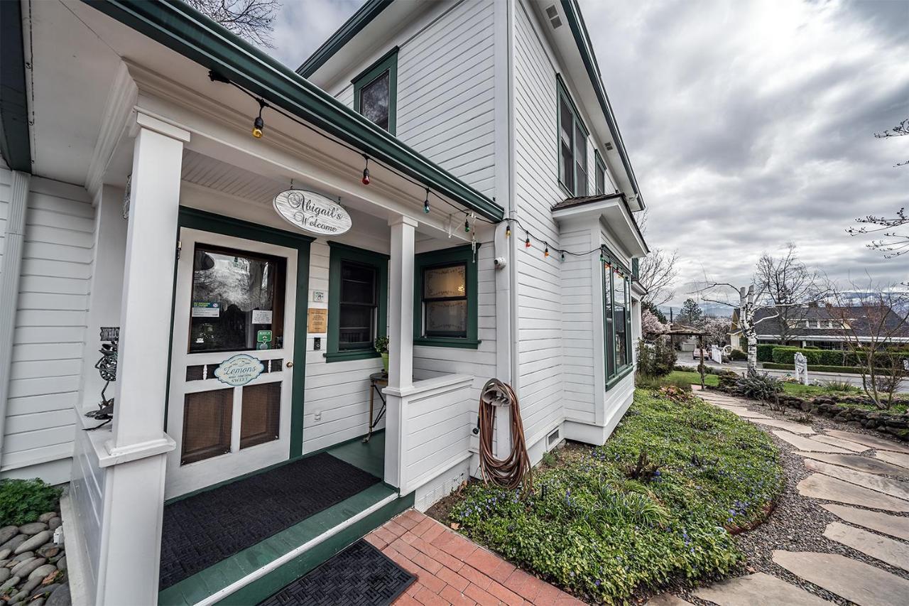 Abigail'S Bed And Breakfast Inn 阿什兰 外观 照片