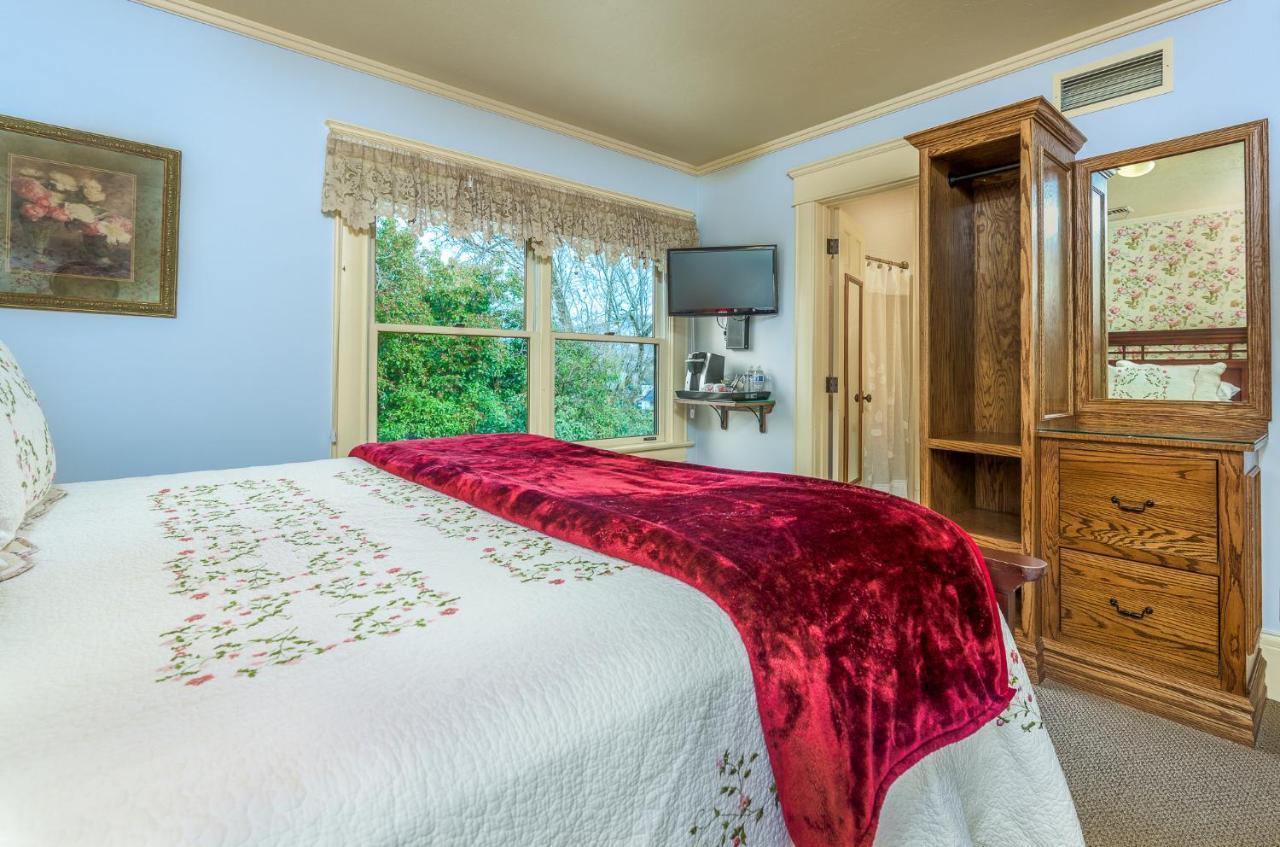 Abigail'S Bed And Breakfast Inn 阿什兰 外观 照片