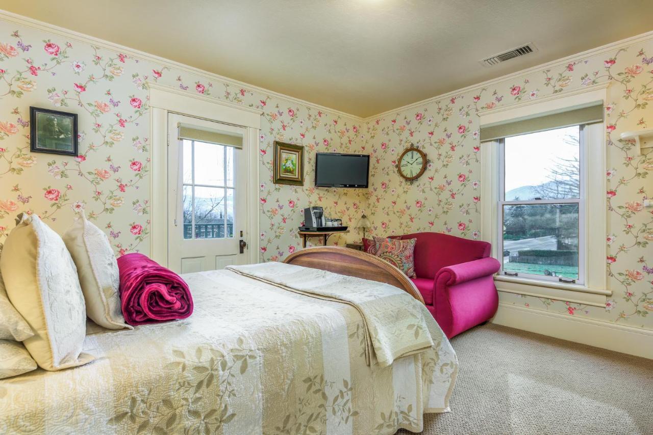 Abigail'S Bed And Breakfast Inn 阿什兰 外观 照片